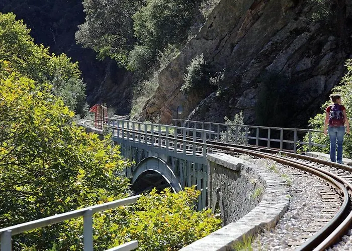 Aparthotel Oasis By The Sea Chiliadou (Fokida)