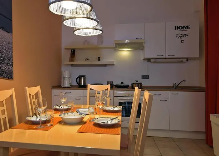 Oasis By The Sea Aparthotel